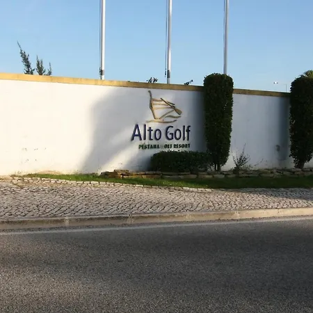 Апартаменты Retreat At Marachique *