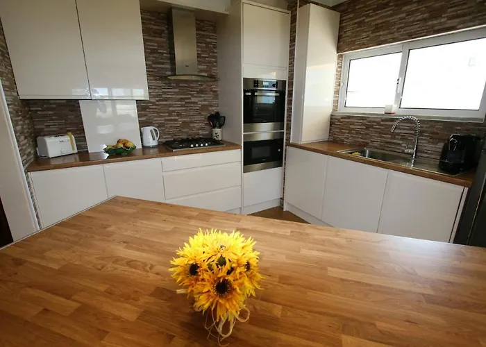 Retreat At Marachique Daire Alvor