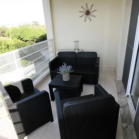 Apartment Retreat At Marachique